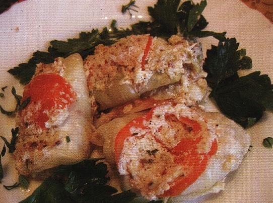 Голубцы с кокосовым соусом