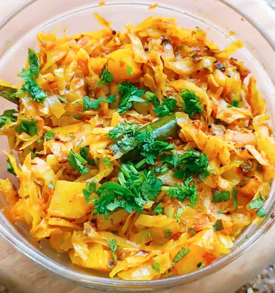 Сабджи из капусты и картофеля