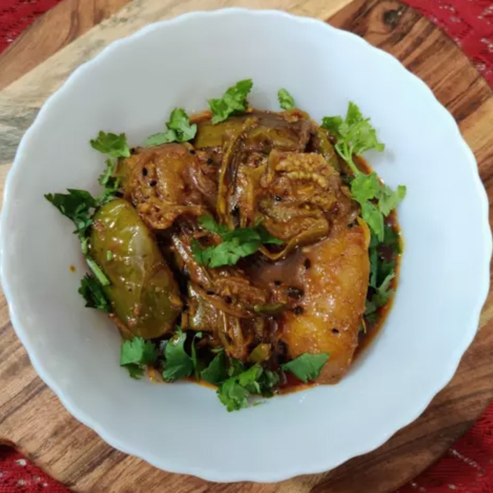 Картофельный карри из баклажанов с фенхелем